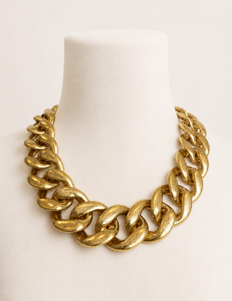 Dahabeya Necklace — Gold tone