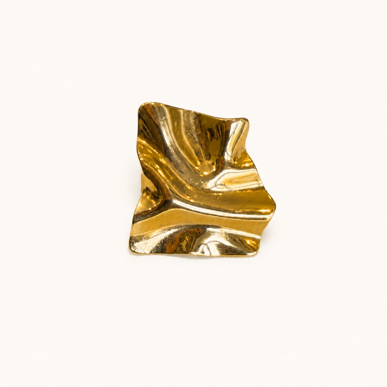 Nawwara Ring — Gold tone